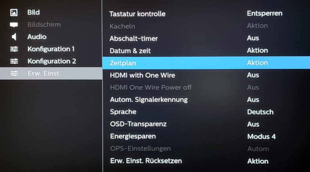 Erweiterte Einstellungen des Philips-Displays mit Zeitplan, Datum & Zeit und Energiesparen